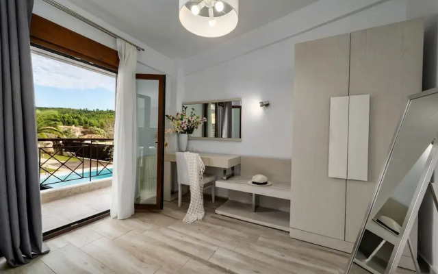 Palmrise Luxury Villas - Maistros Villa