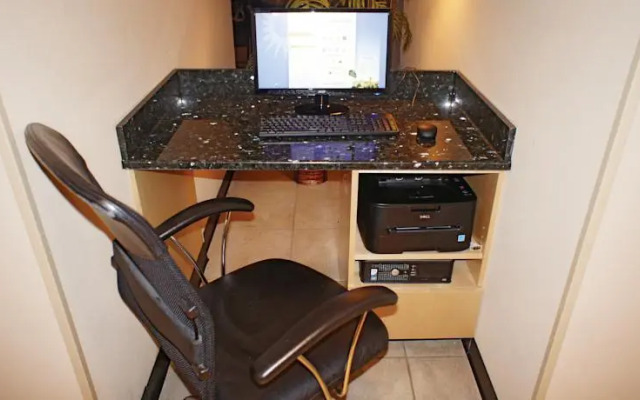 La Quinta Inn & Suites Elmsford