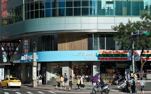 Just Sleep Ximending in Taipei Taiwan from 121$ photos Just Sleep Ximending in Taipei Taiwan from 121$ photos