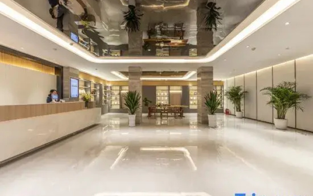 Jingyuan Joy Hotel (Zhengzhou CBD Convention and Exhibition Center)