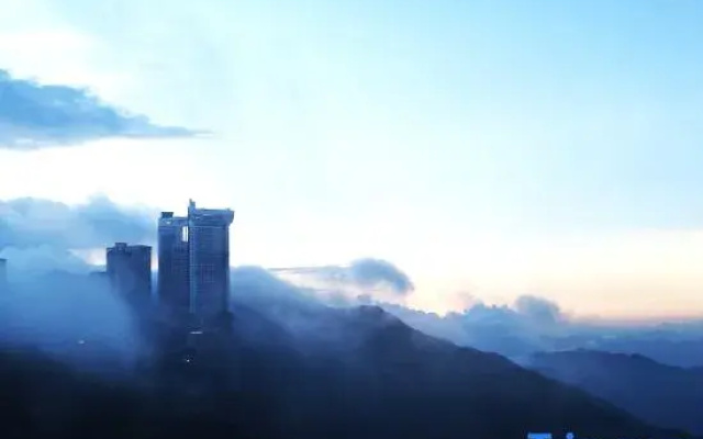 GENTING FoggyColdStayCation AT IDelemen By HAPYHOME