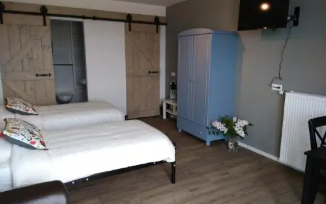 Bed And Breakfast Langs De Maas