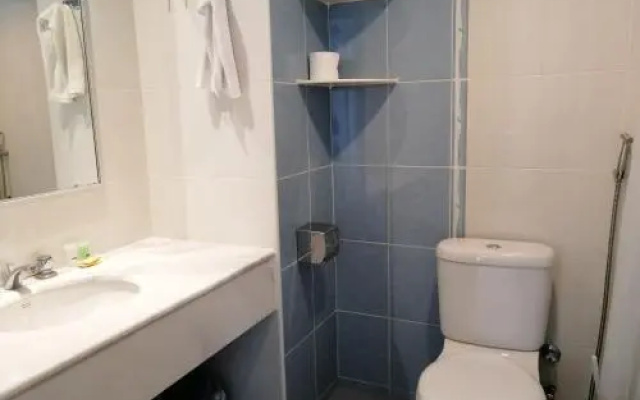 Desa Pelangi Condo