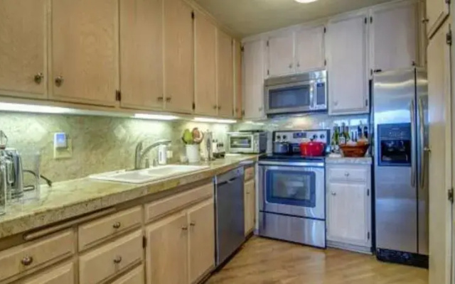 La Jolla Cove Beach Condo