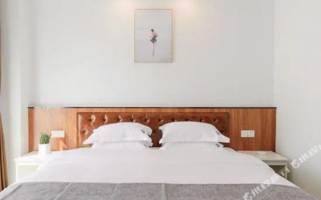 Xiaoshu Wushe Boutique Hostel