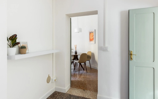 Nazario Sauro 14 - Bilocale con balcone
