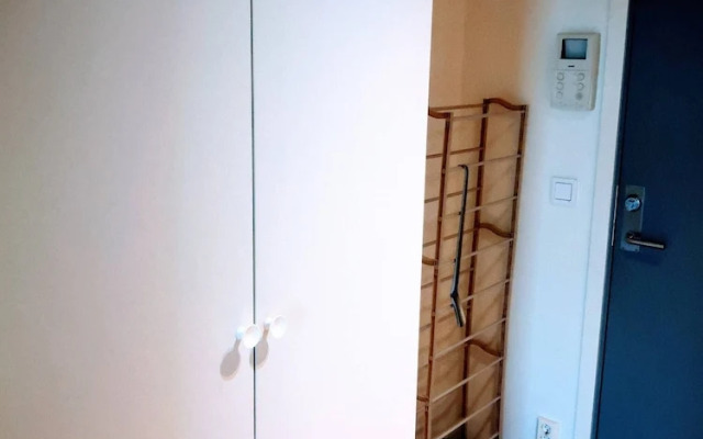 "moderne Fully Furnished and Equipped City Apartment W/balcony/garden/parking"