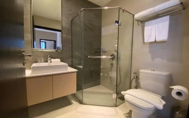 Ariva on Shan Serviced Residences (SG Clean)