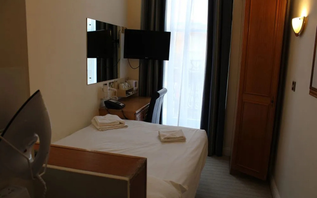 Regency Hotel Westend