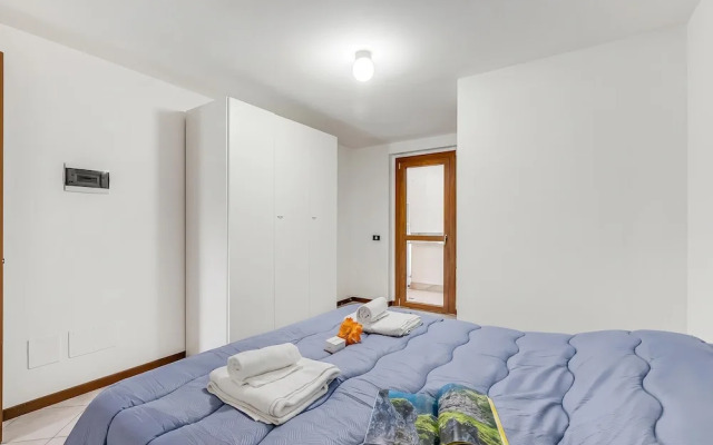 Juliette House: Shared Pool & Relax
