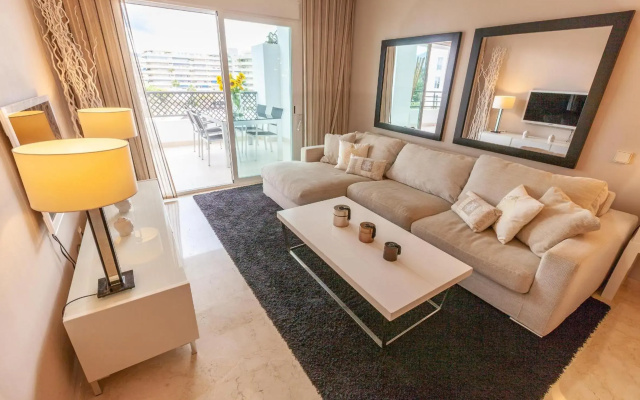 Brand New Apartment at Terrazas de Banús