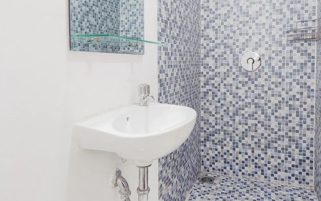 Comfort Studio No Kitchen Apartment At Aeropolis Residence