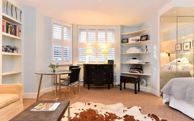 Chic studio for 2 in Kensington, near Fulham rd
