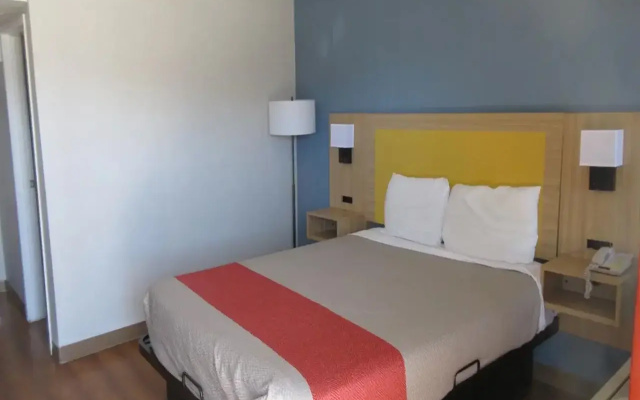 Park Inn by Radisson, Wells