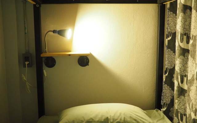 Hybrit Hostel & Cafe