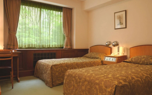 Hilltop Hotel