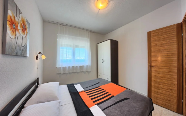 APARTMANI-RUZMARIN