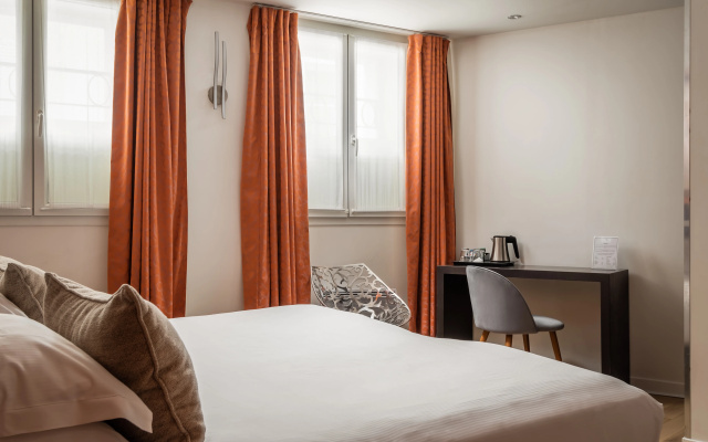 Hotel Arc de Triomphe