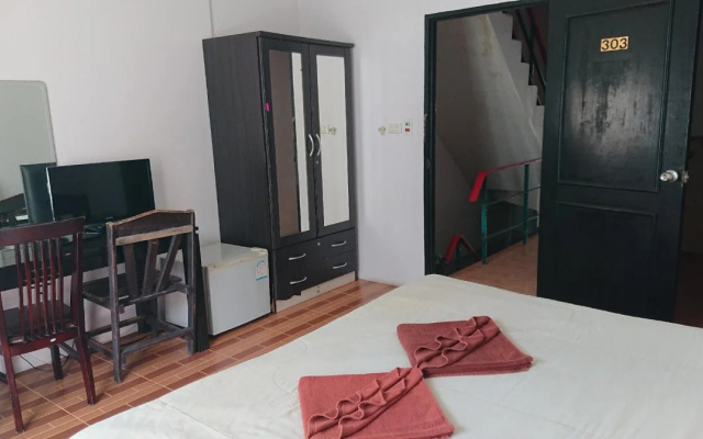 Happy Guest House