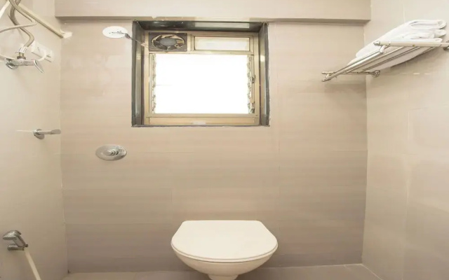 OYO 7150 Metro View Residency