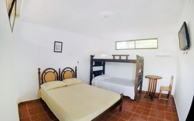 Hostal Dumbira