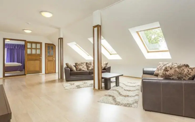Raunex Apartment
