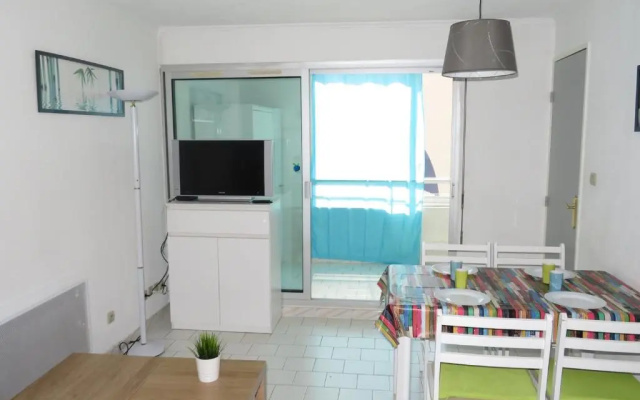 Appartement Sète, 2 Pièces, 4 Personnes - Fr-1-338-82