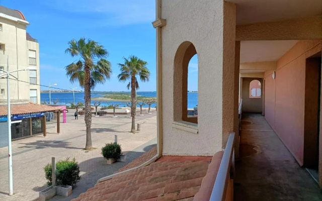Coquet Appartement T2 PORT DE GRUISSAN 4 personnes 4THAL104