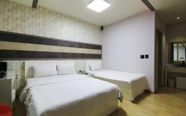One Motel