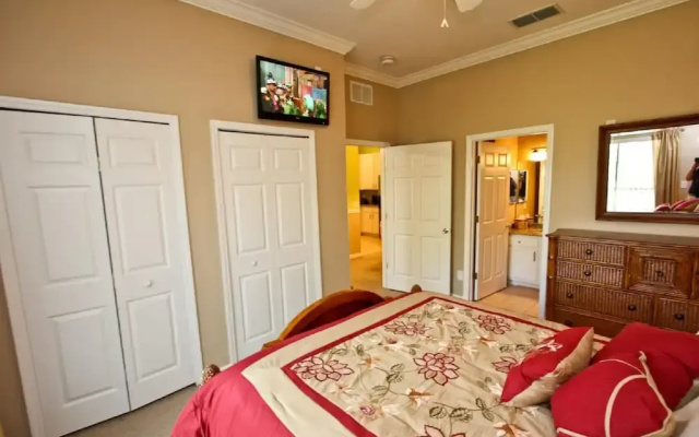709 Bahama Bay