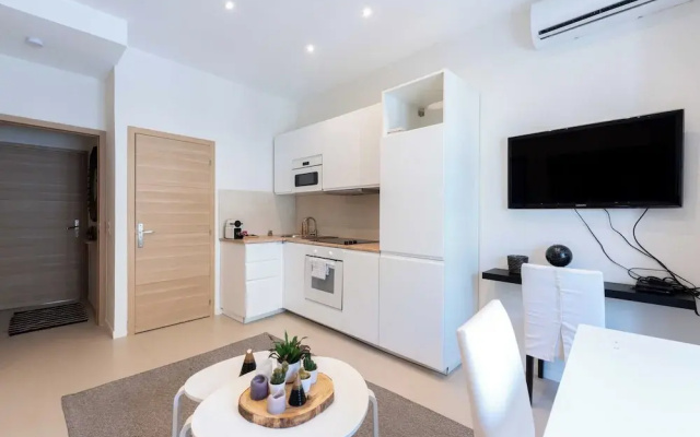 Nice Apartment Juan-les-pins - 300m Beach