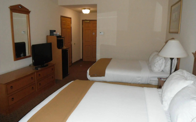 Holiday Inn Express & Suites Glenpool-Tulsa South by IHG