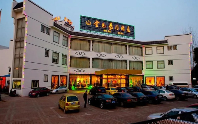 Golden Palace Hotel