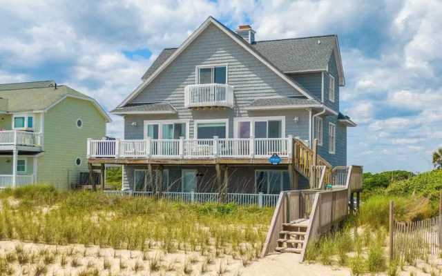 Topsail Escape by Topsail Realty