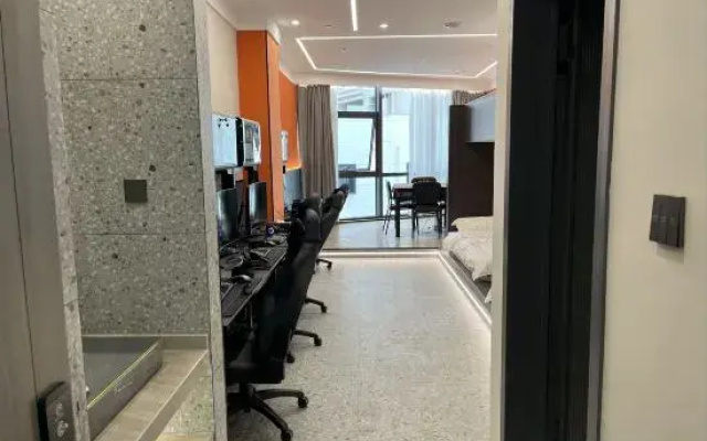 Baojing Sifangyuan E-sports Hotel