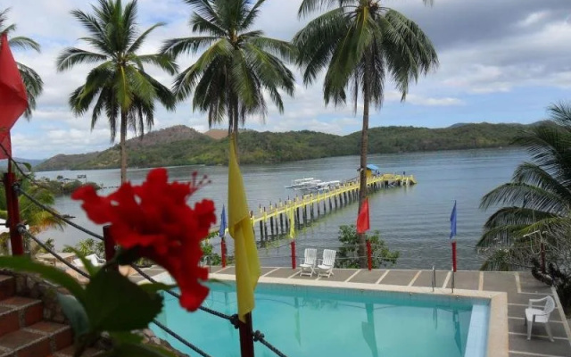 Dive Link Coron Adventure Island Resort