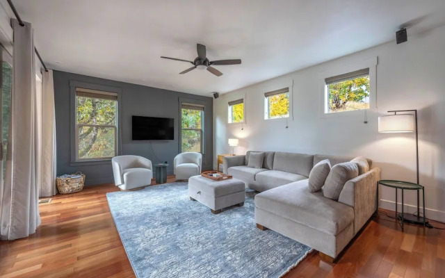 Evergreen Retreat A 30 Night Minimum
