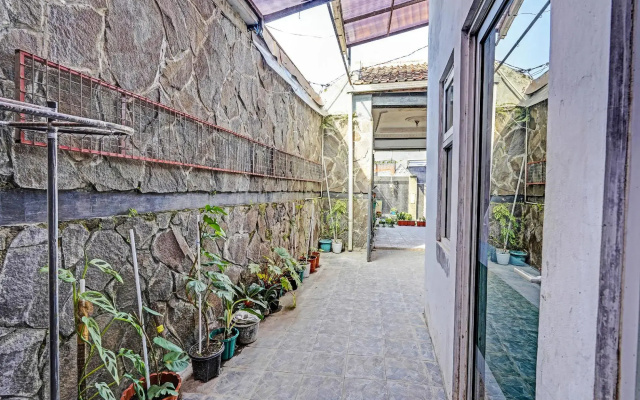 OYO 91389 Anggrek Residence Syariah