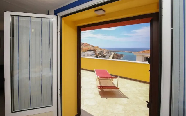 Vista Mare, Ampio Terrazzo e Aria Condizionata