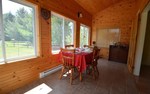 Magnolia North Bed and Breakfast
