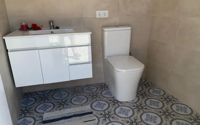 Amplia casa para 6 con piscina