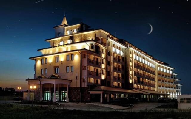 Отель Studio in Casablanka Болгария, Аврен - отзывы, цены и фото номеров - забронировать отель Studio in Casablanka онлайн вид на фасад