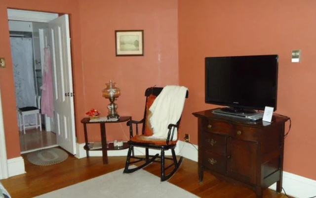 Bennett House Bed & Breakfast
