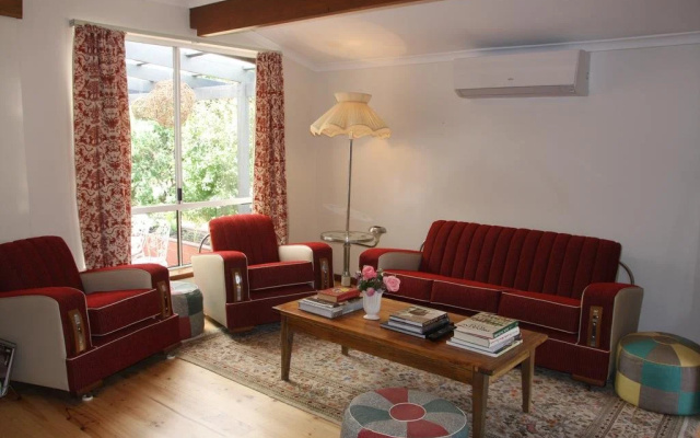 Veritas Cottage