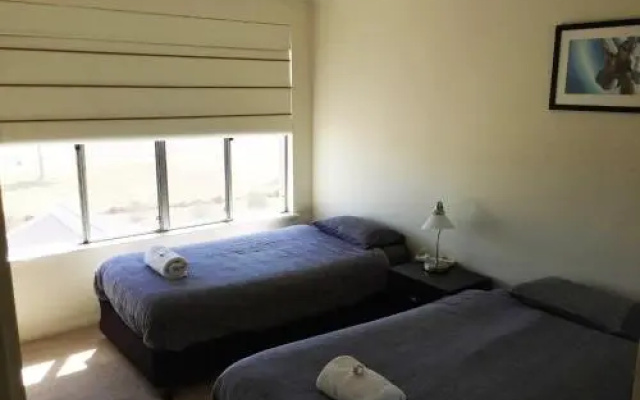 Blue Sky Apartment