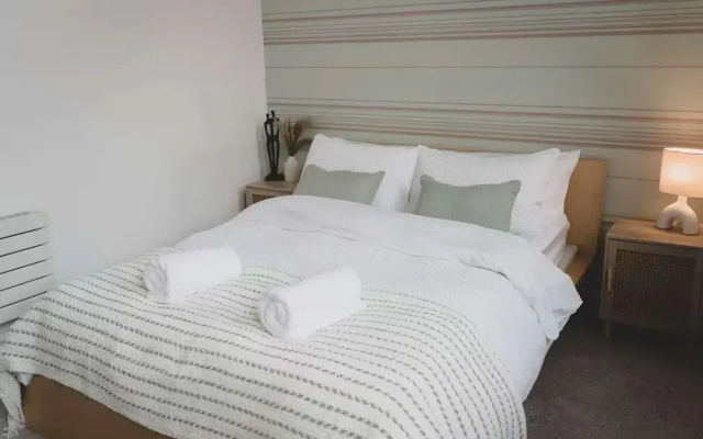 City Centre Oasis - 2 Bed Apartment