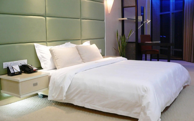 Nanning Champs Elysees Hotel