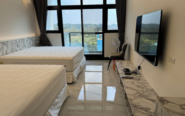 L.L Hotel