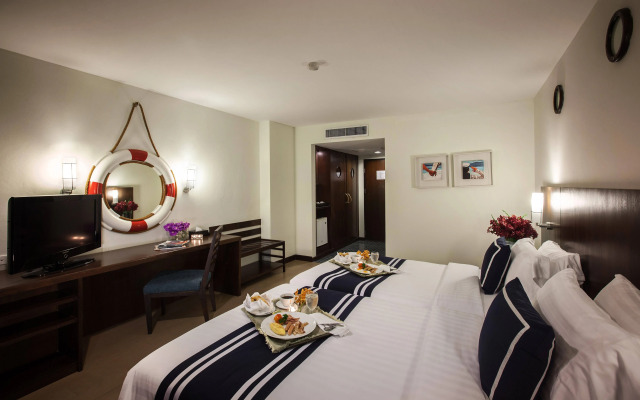 Blue Cabin Hotel (Formerly A-ONE New Wing Hotel)