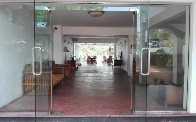 Aqua Reach Hotel